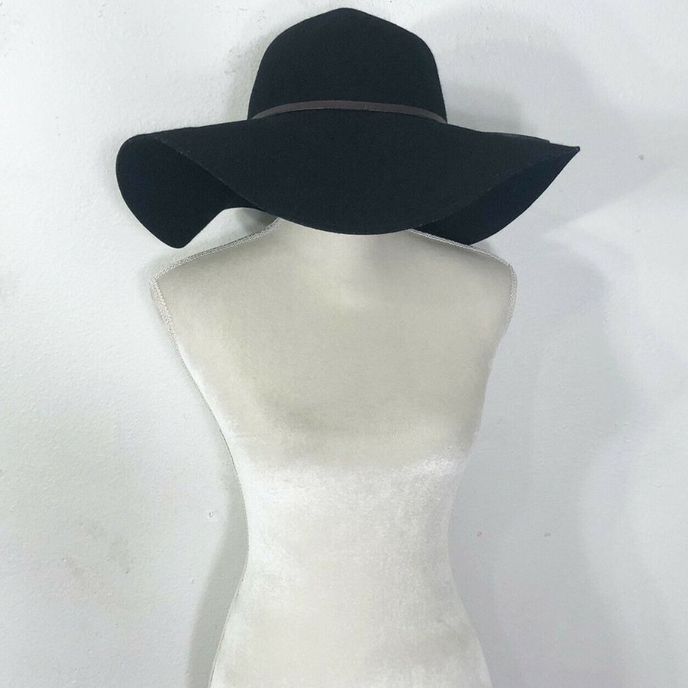 Zara Womens Medium Black 100% Wool Wide Brim Hat Leather Trim